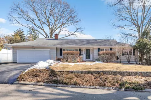 266 Hilltop Dr, Stratford, CT 06614