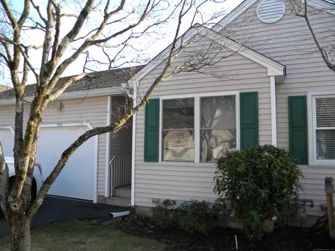 783 Kettle Path #783, Southington, CT 06489
