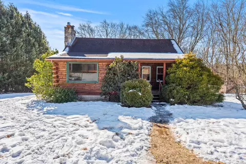 150 Moxley Rd, Uncasville, CT 06382