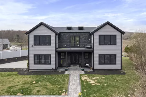 175 Whitehall Ave, Stonington, CT 06355