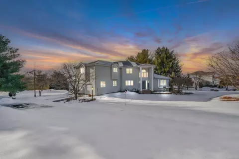 48 Sele Dr, South Windsor, CT 06074