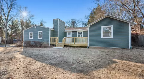 6 Spring Trl, Southbury, CT 06488