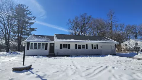 92 Westmore Rd, Cheshire, CT 06410