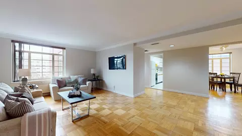20 Outlook Ave #302, West Hartford, CT 06119