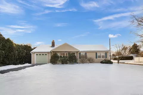 81 Griswold Rd, Wethersfield, CT 06109
