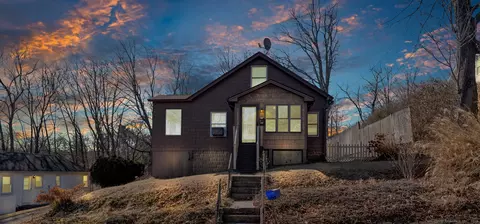72 Graveline Ave, Meriden, CT 06451