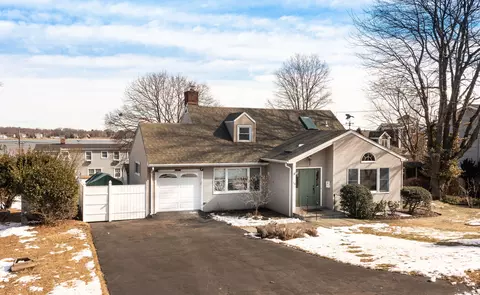46 Cambridge Rd, Stamford, CT 06902