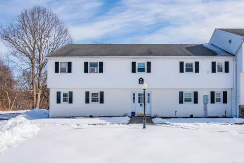 245 Cherry Ave #O22, Watertown, CT 06795