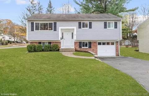 4 Edice Rd, Stamford, CT 06905