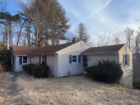 122 Weed St, Torrington, CT 06790