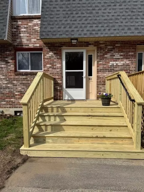 231 Boston Post Rd #30, East Lyme, CT 06333