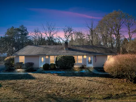 Undisclosed, Clinton, CT 06413