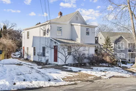 2 Hillside Ave, Shelton, CT 06484