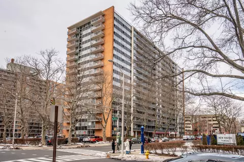 100 York St #3P, New Haven, CT 06511