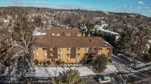 197 Bridge St #21, Stamford, CT 06905