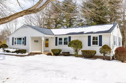 83 Glenwood Dr, Windsor, CT 06095