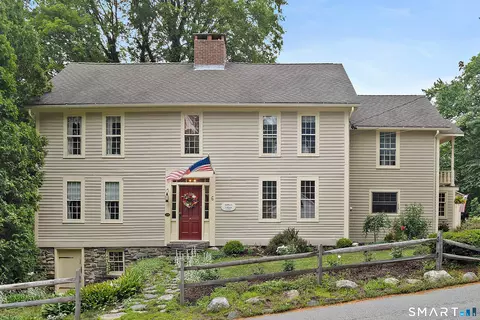 6 Canterbury Tpke, Norwich, CT 06360