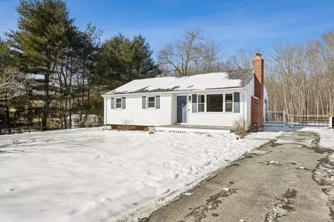 61 Carriage Dr, Lebanon, CT 06249
