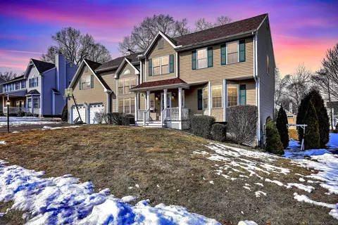 108 Juniper Dr, Milford, CT 06461