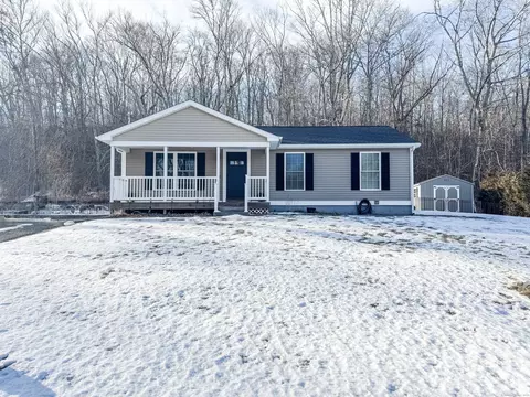 195 Goshen Rd, Plainfield, CT 06354