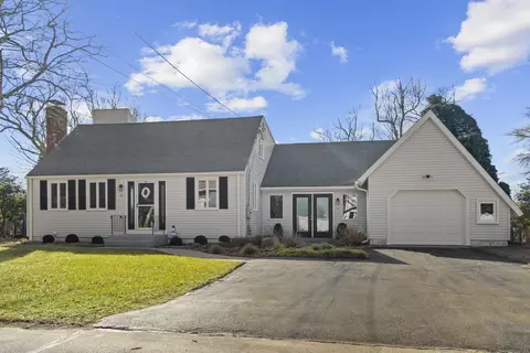 75 Fenwood Dr, Old Saybrook, CT 06475