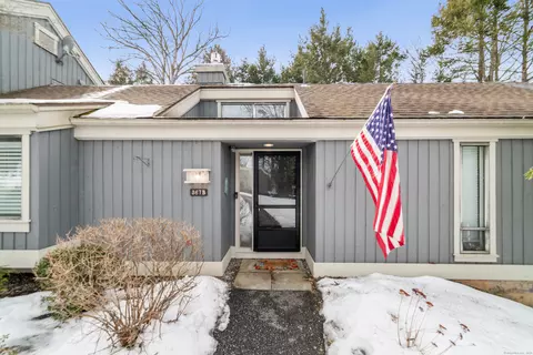 367 Heritage Vlg #B, Southbury, CT 06488