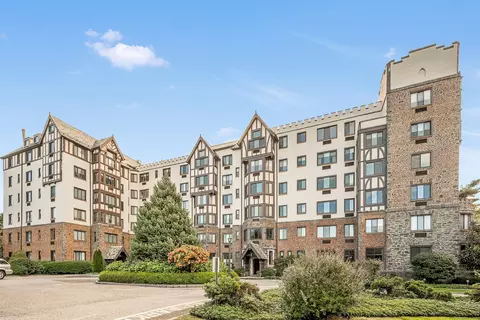 47 Lafayette Pl #. 3H, Greenwich, CT 06830
