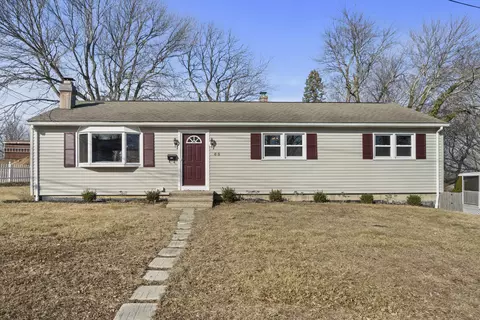 65 Soundview Ave, Milford, CT 06460