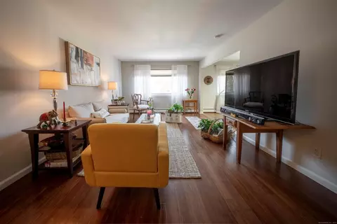 154 Cold Spring Rd #52, Stamford, CT 06905