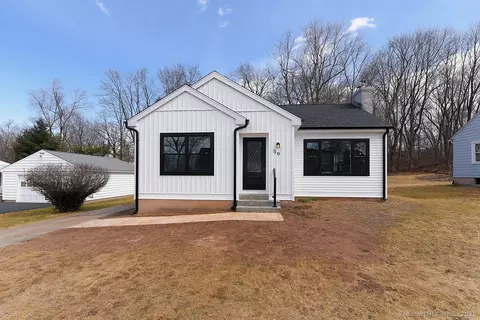 50 Frissell Ter, Middletown, CT 06457