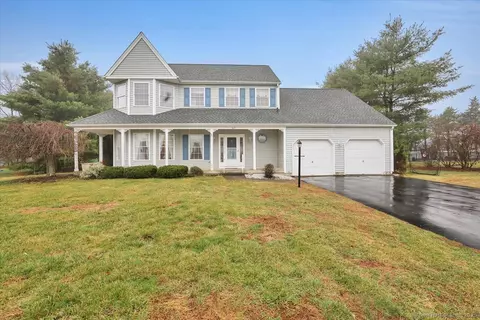 302 Crest Rd, Southington, CT 06489