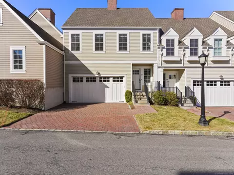 77 Havemeyer Ln #97, Stamford, CT 06902