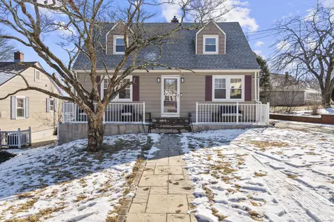 84 Linden St, West Haven, CT 06516