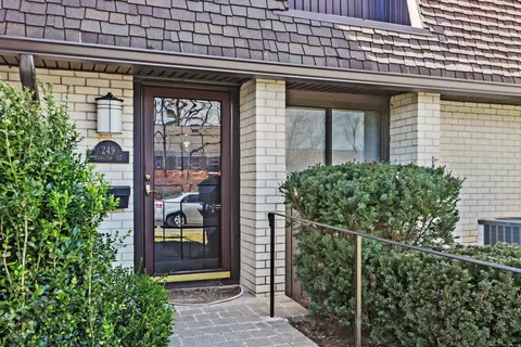 249 Hamilton Ave #7, Stamford, CT 06902