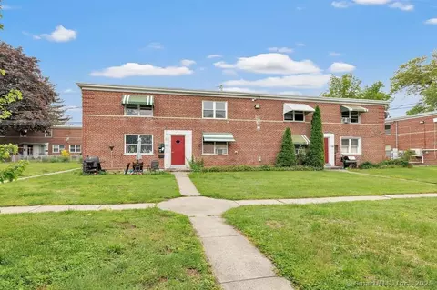 367 D Building 5 Granfield Ave, Bridgeport, CT 06610