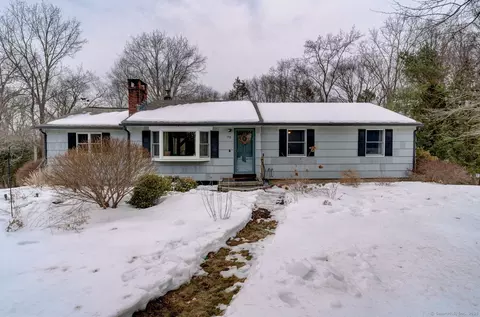 70 Ridgewood Dr, Harwinton, CT 06791