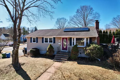 155 Dorothy Dr, Middletown, CT 06457