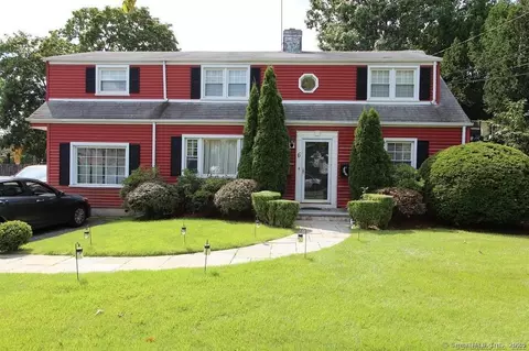 6 Minivale Rd, Stamford, CT 06907