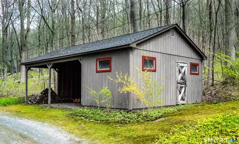 Exterior - 60 Muller Rd, Kent, CT 06757 photo 3 of 12