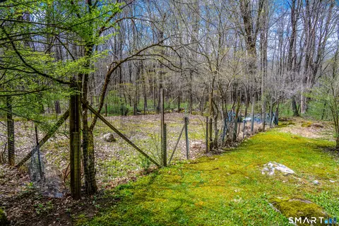 Exterior - 60 Muller Rd, Kent, CT 06757 photo 5 of 9