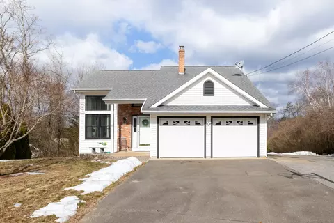 55 Windview Dr, Naugatuck, CT 06770