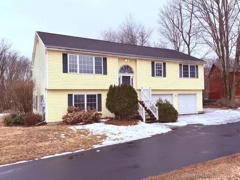 156 Pinney St, Ellington, CT 06029