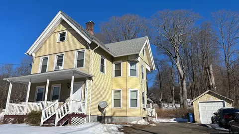 1104 Hanover Ave, Meriden, CT 06451