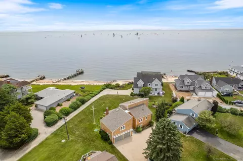 4 Old Fenwick Rd, Old Saybrook, CT 06475 photo 1