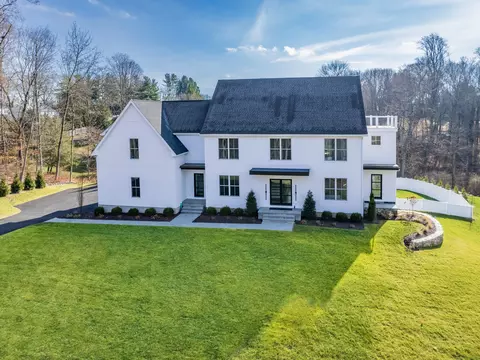 18 Frescenius Rd, Westport, CT 06880
