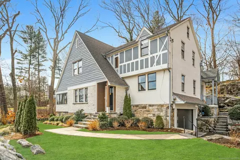 12 Osee Pl, Cos Cob, CT 06807