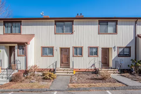157 Beacon Hill Cmns #157, Beacon Falls, CT 06403