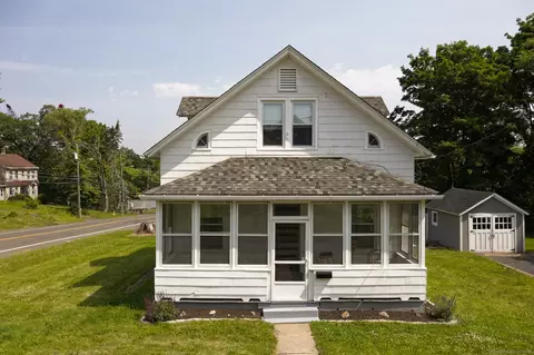 9 Crown St, Middletown, CT 06457