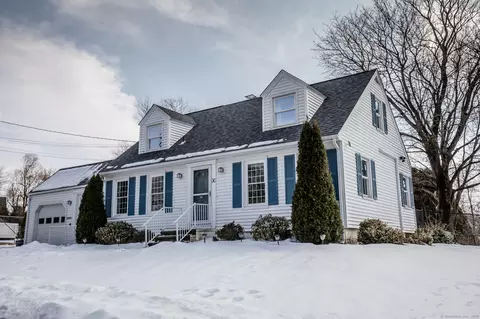 30 Clark St, Hamden, CT 06518