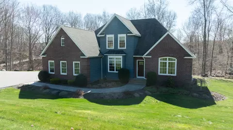 77 Northgate Rd, Woodbury, CT 06798
